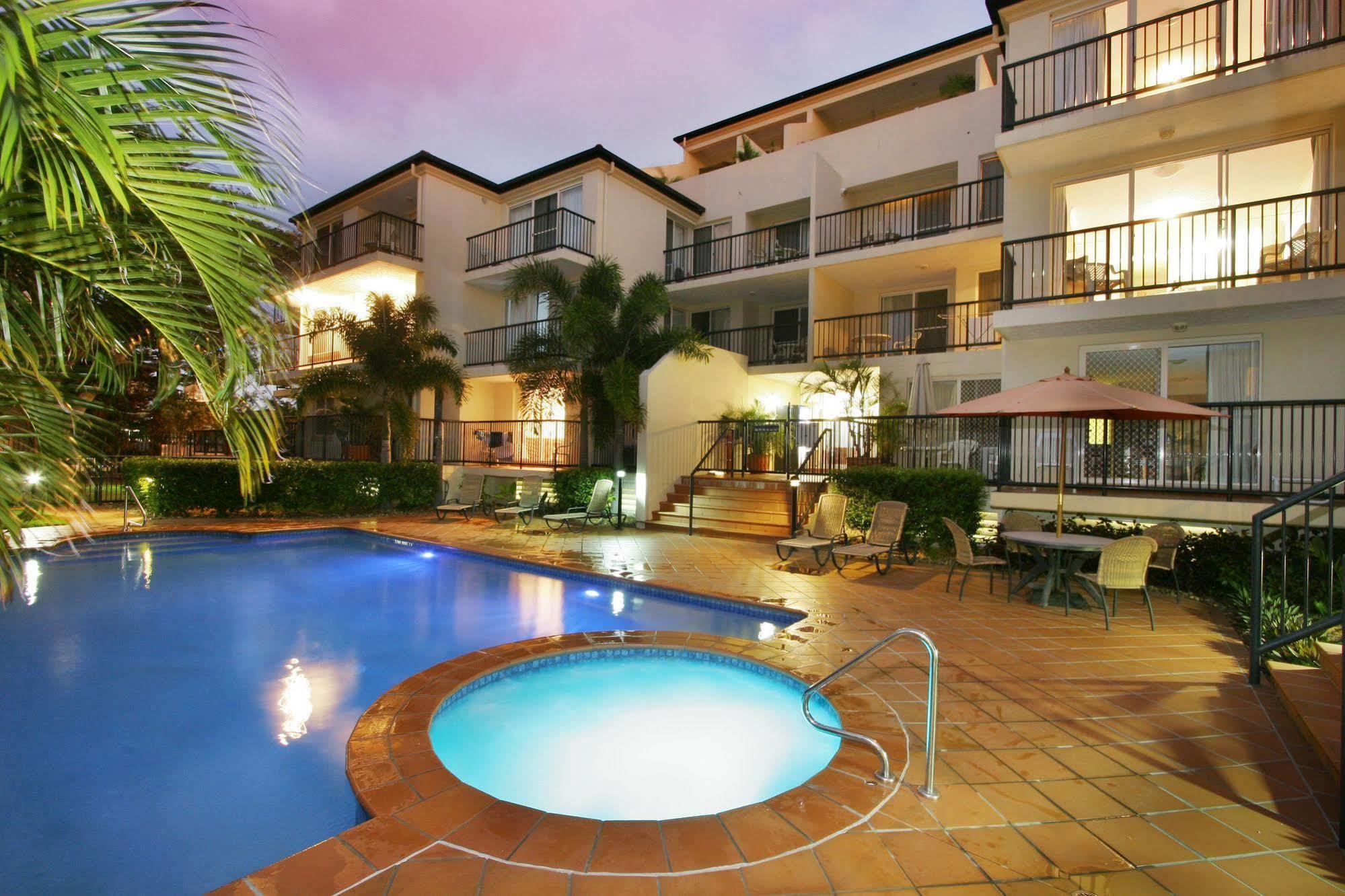 Sunset Island Gold Coast